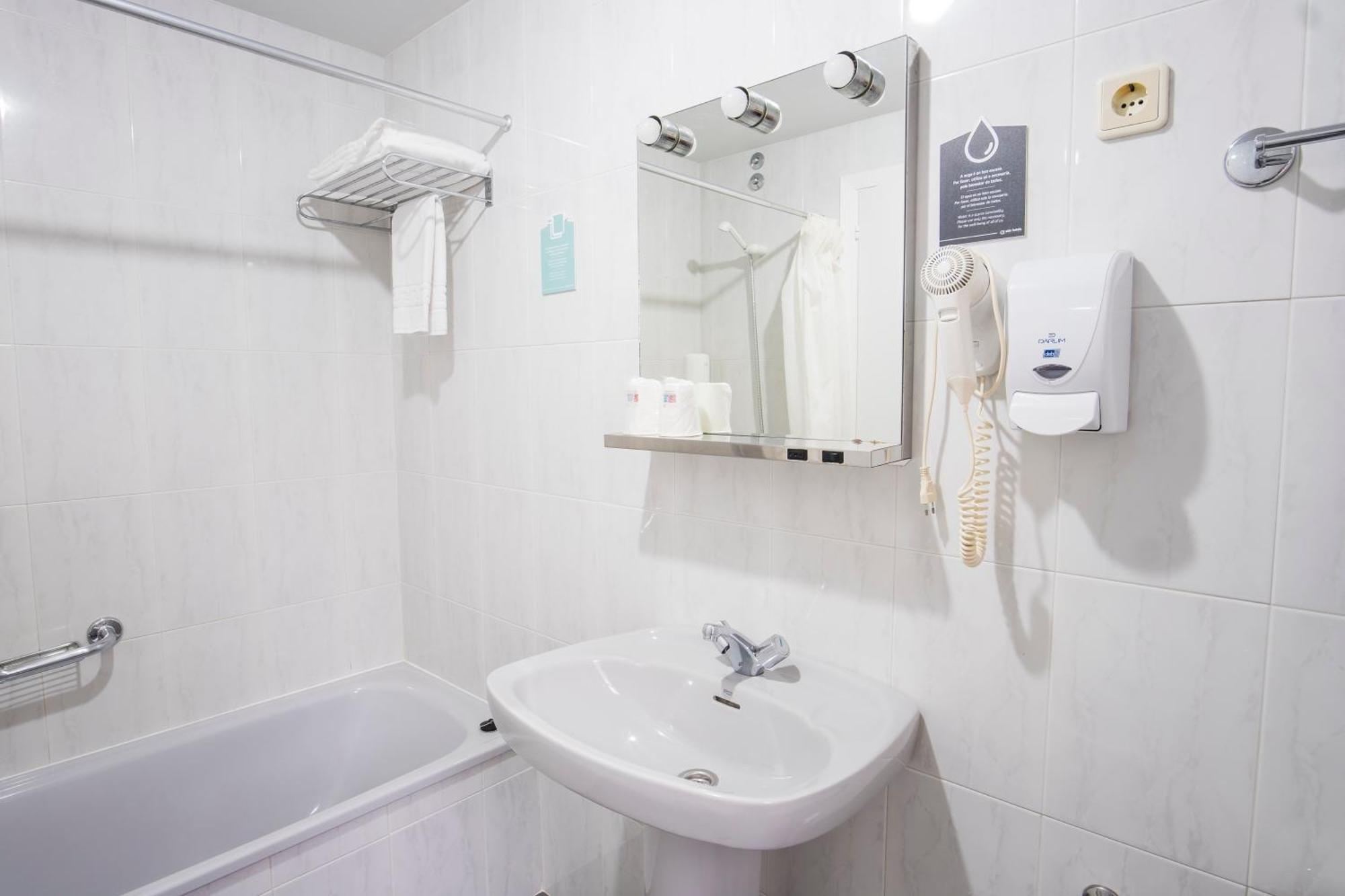Hotel Alda ריביירה מראה חיצוני תמונה